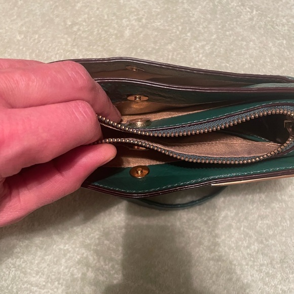 ANTONIO MELANI Emerald Green Leather Crossbody with Gold Accents - Picture 6 of 14